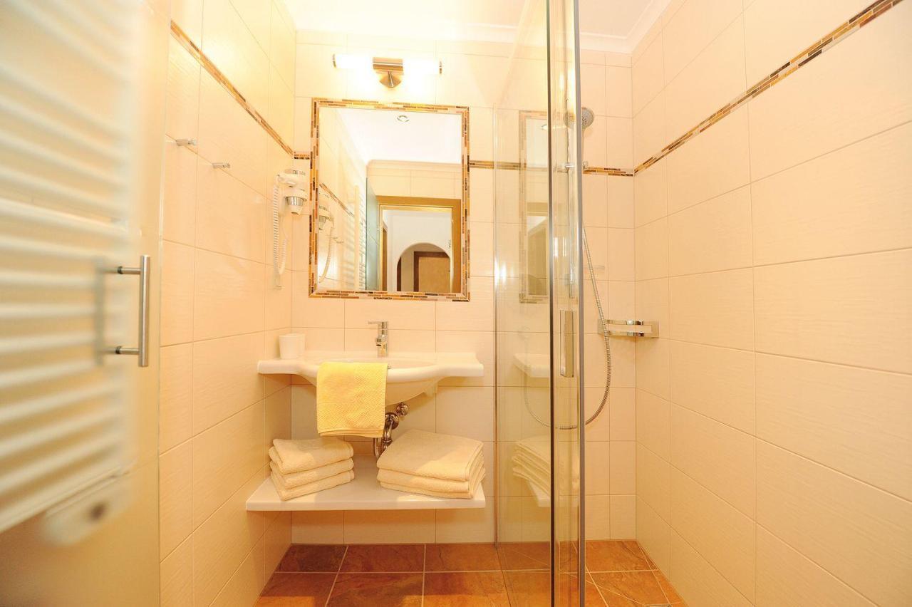 Appartements Zwoelferkogelblick ザールバッハ・ヒンターグレム エクステリア 写真