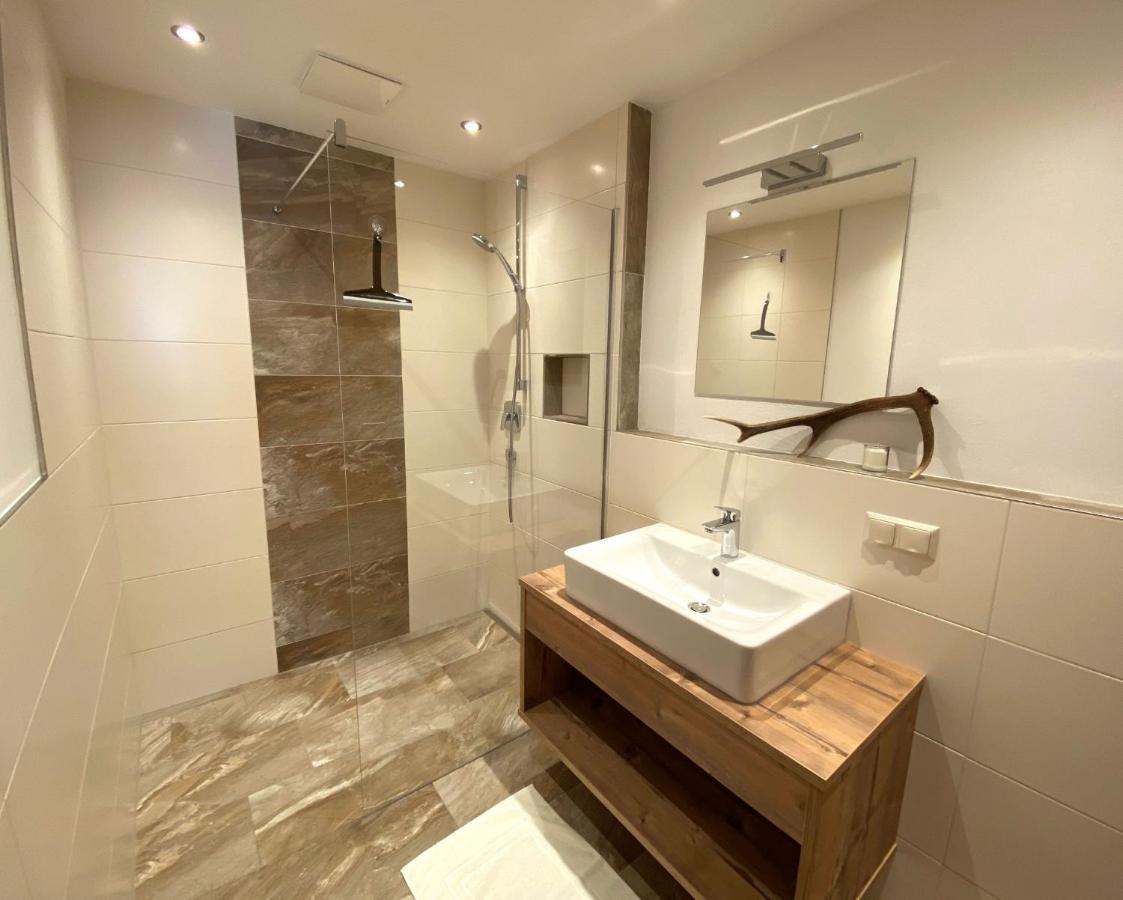 Appartements Zwoelferkogelblick ザールバッハ・ヒンターグレム エクステリア 写真