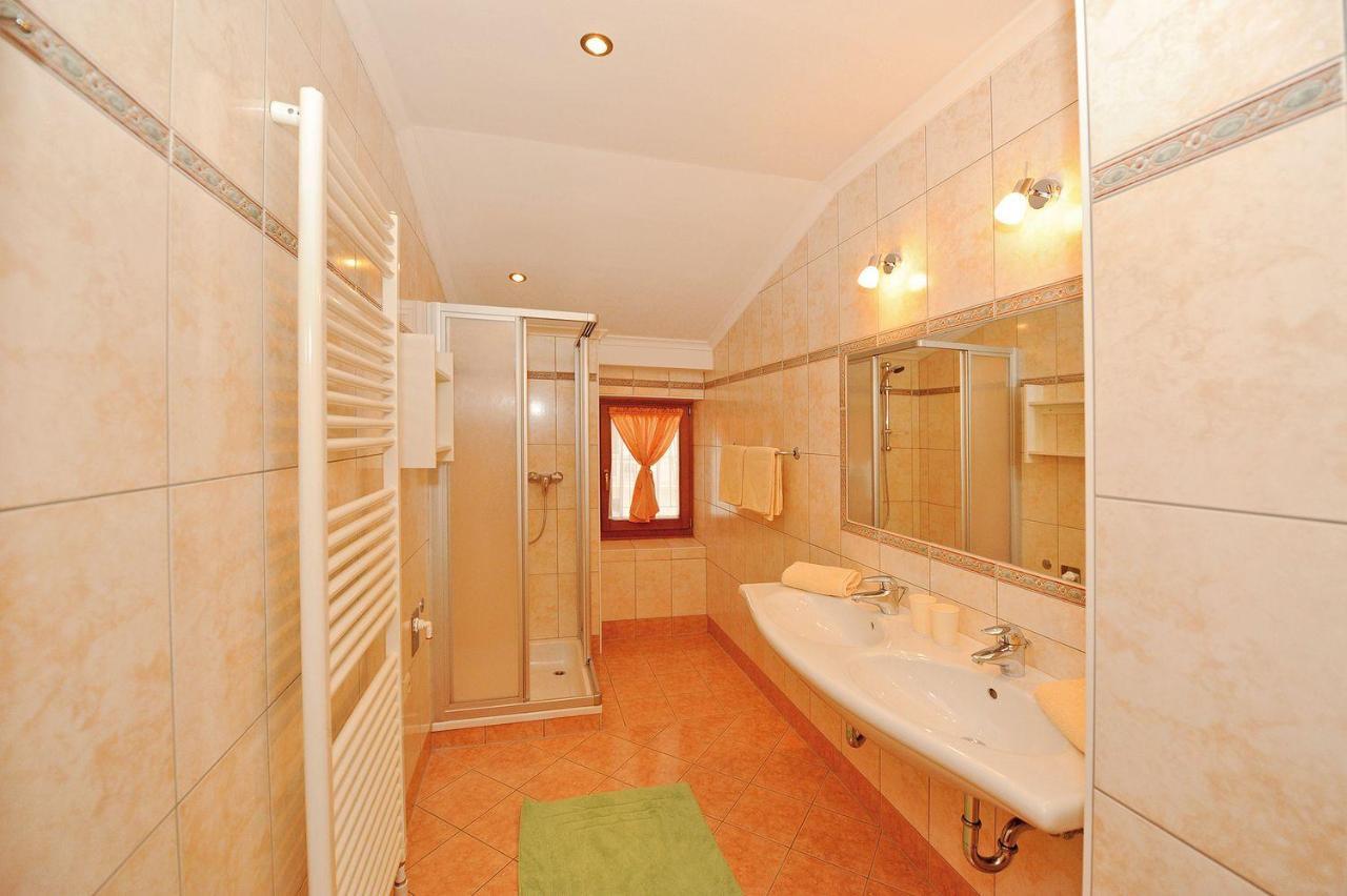 Appartements Zwoelferkogelblick ザールバッハ・ヒンターグレム エクステリア 写真