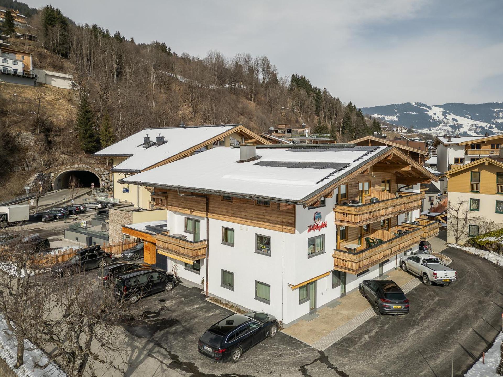 Appartements Zwoelferkogelblick ザールバッハ・ヒンターグレム エクステリア 写真